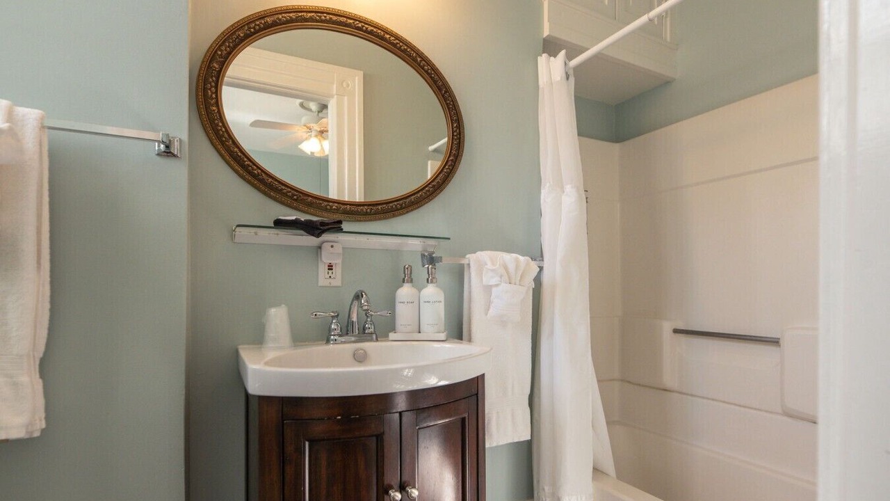 Photo of Bathroom in Edenton