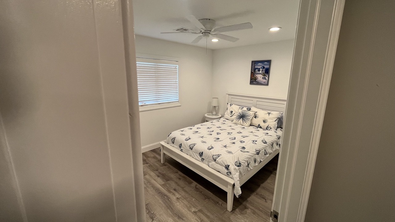 Photo of Bedroom in Loveladies