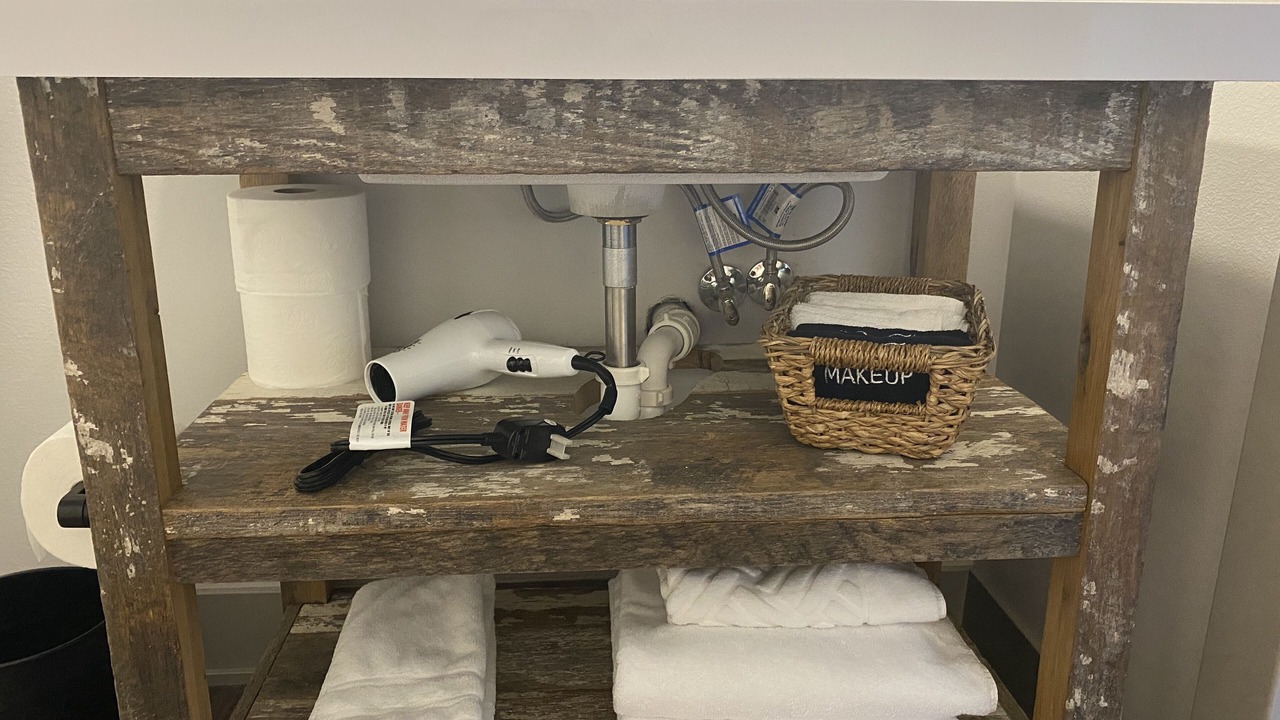 Photo of Bathroom in Twin Lakes