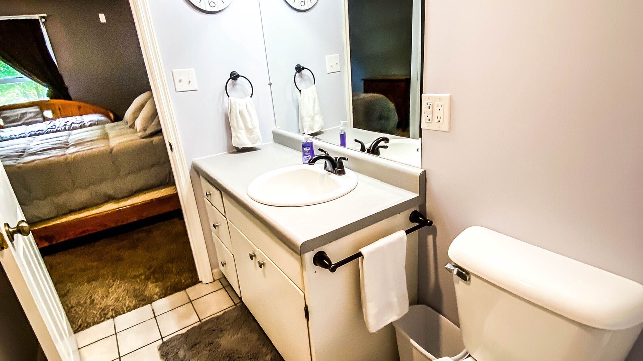 Photo of Bathroom in Stoutsville