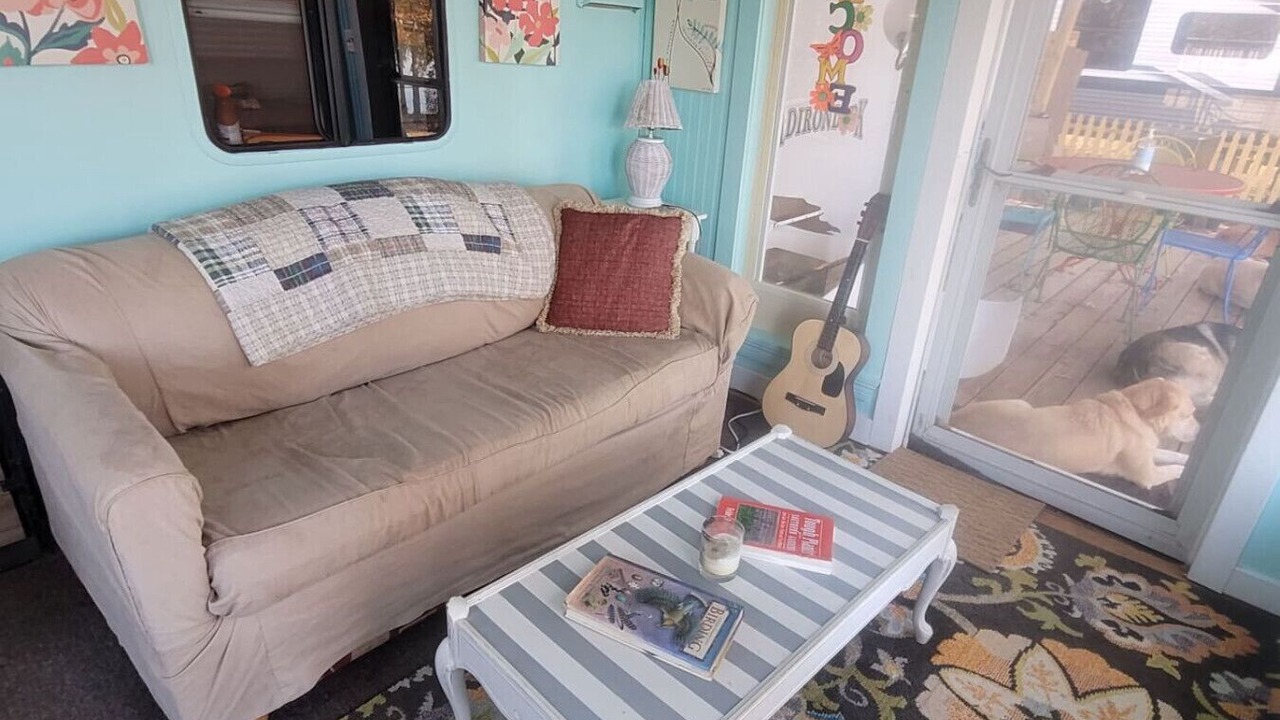 Photo of Livingroom in Lincoln