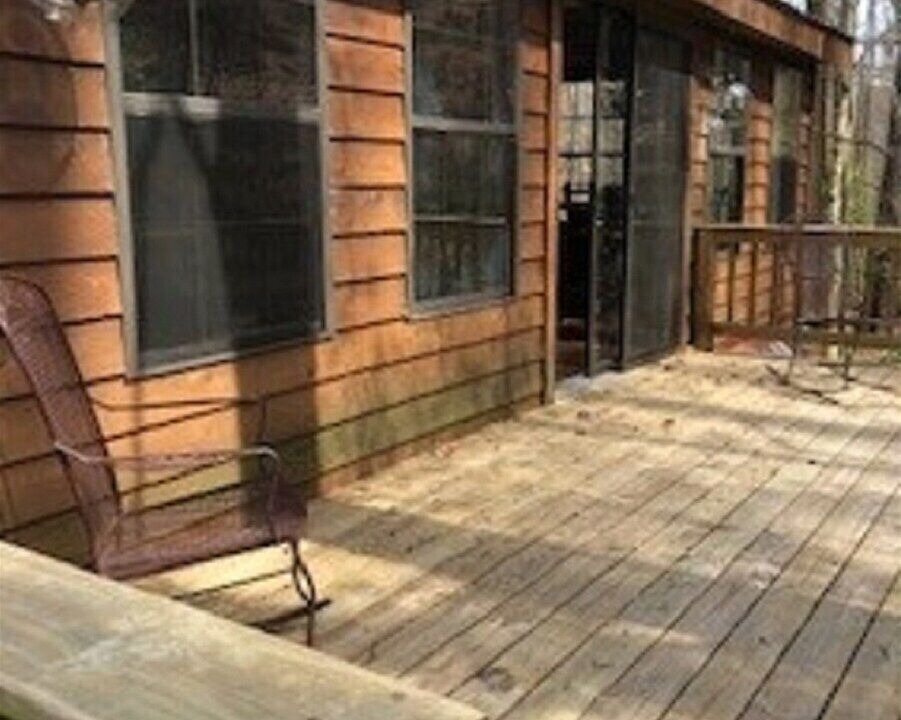 Photo of Patio Balcony in Guntersville