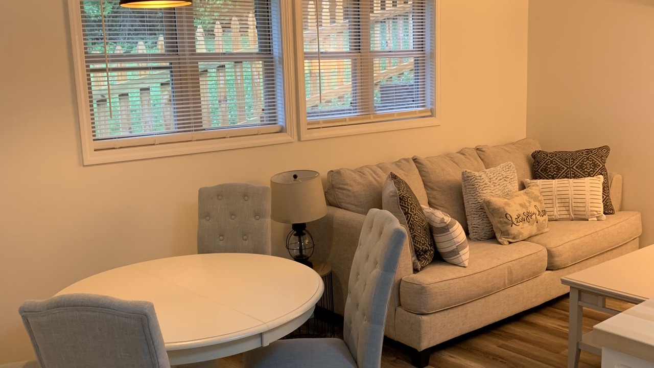 Photo of Livingroom in Bean Station