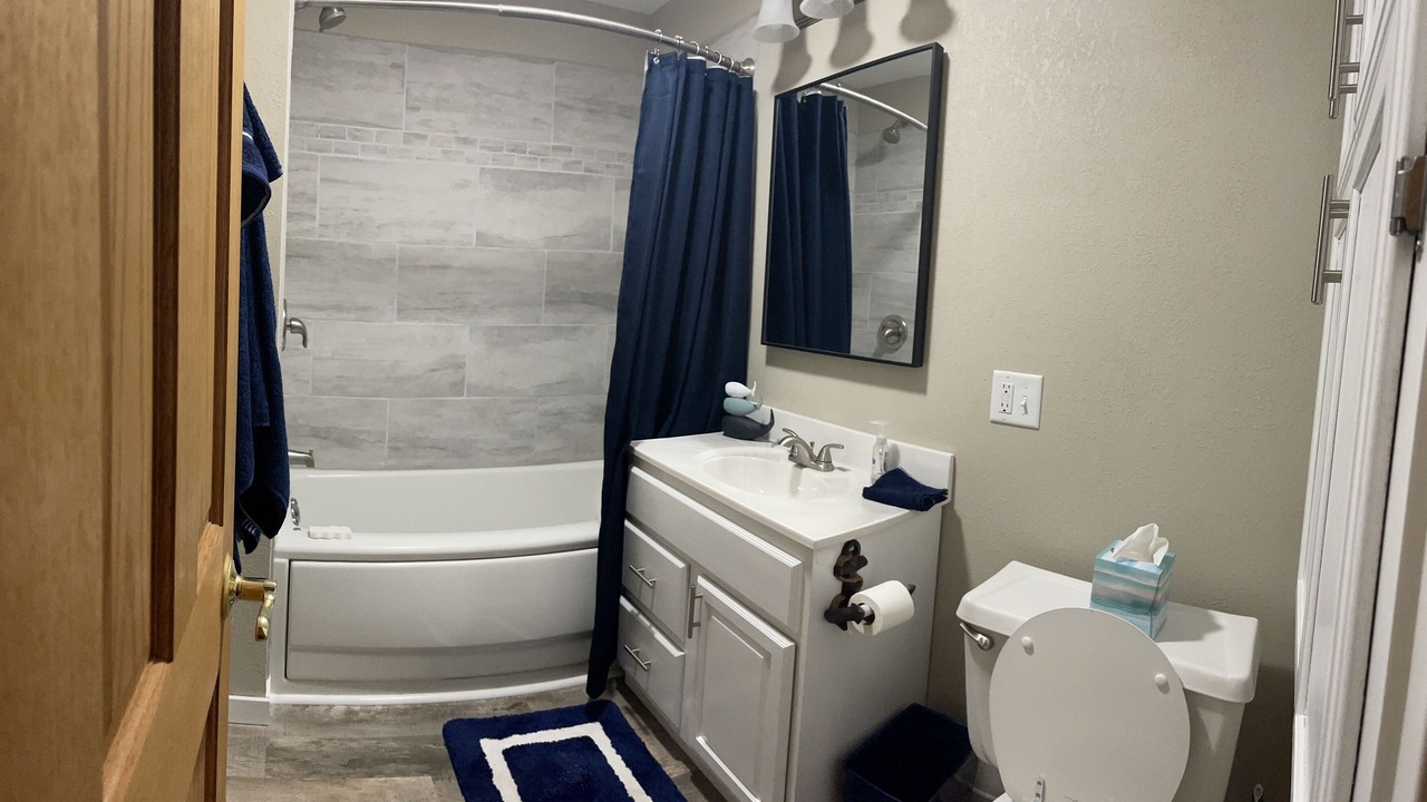Photo of Bathroom in Ventura