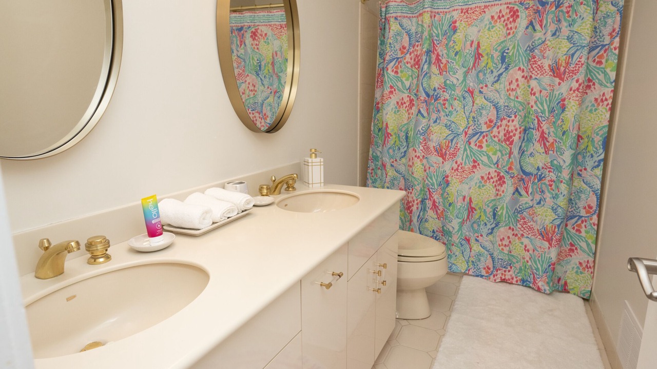 Photo of Bathroom in Margate City