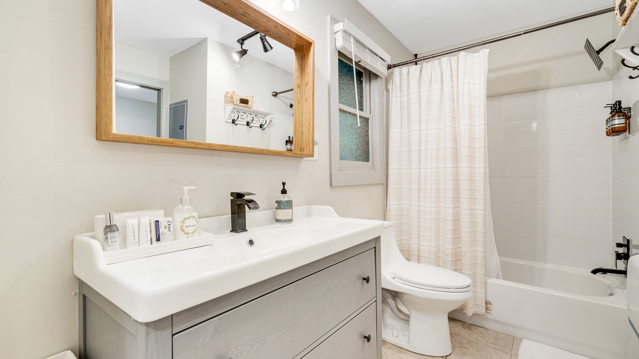 Photo of Bathroom in Beech Mountain