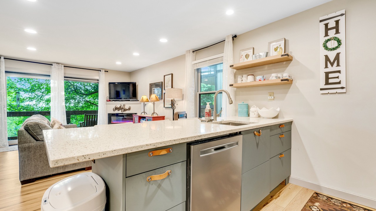 Photo of Kitchen in Beech Mountain
