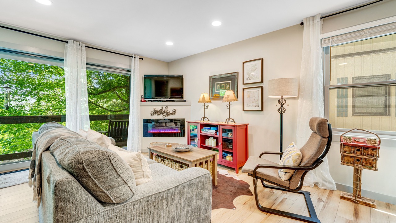 Photo of Livingroom in Beech Mountain