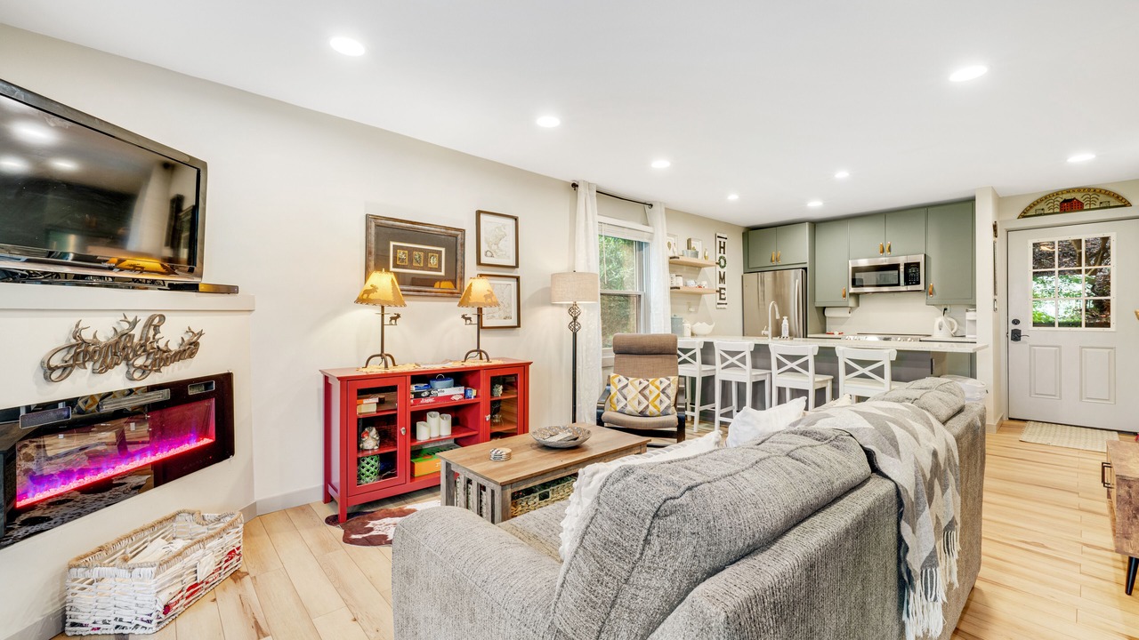 Photo of Livingroom in Beech Mountain