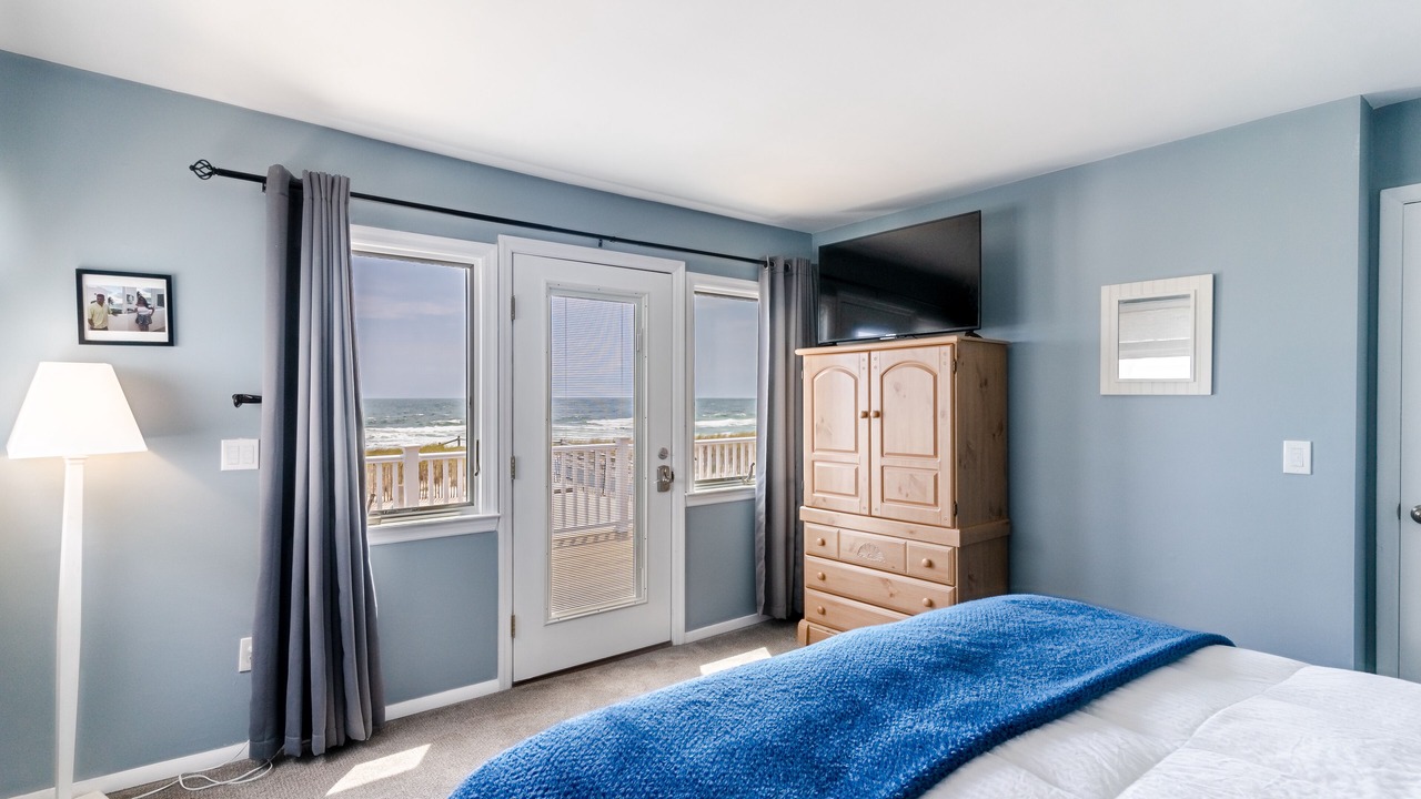 Photo of Bedroom in Mantoloking