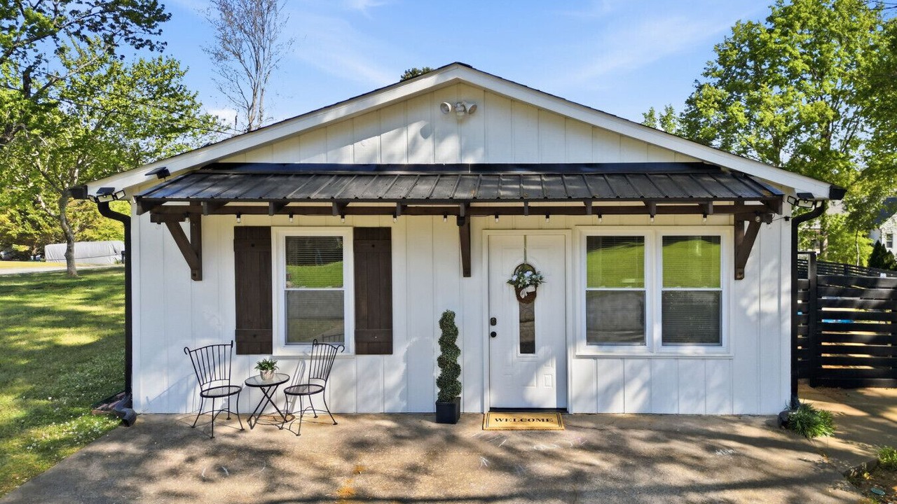 Photo of Outdoor in Woodstock