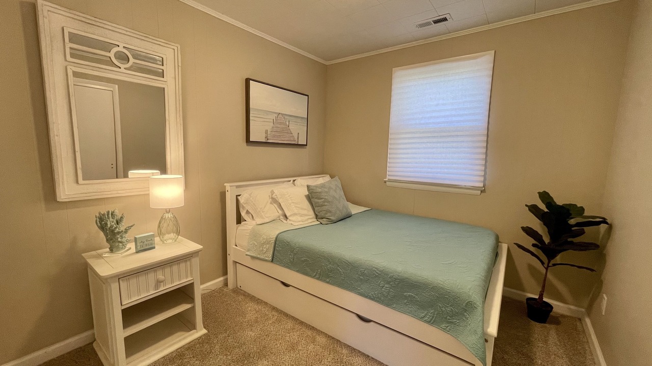 Photo of Bedroom in Selby-on-the-Bay