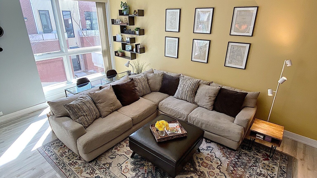 Photo of Livingroom in Little Italy