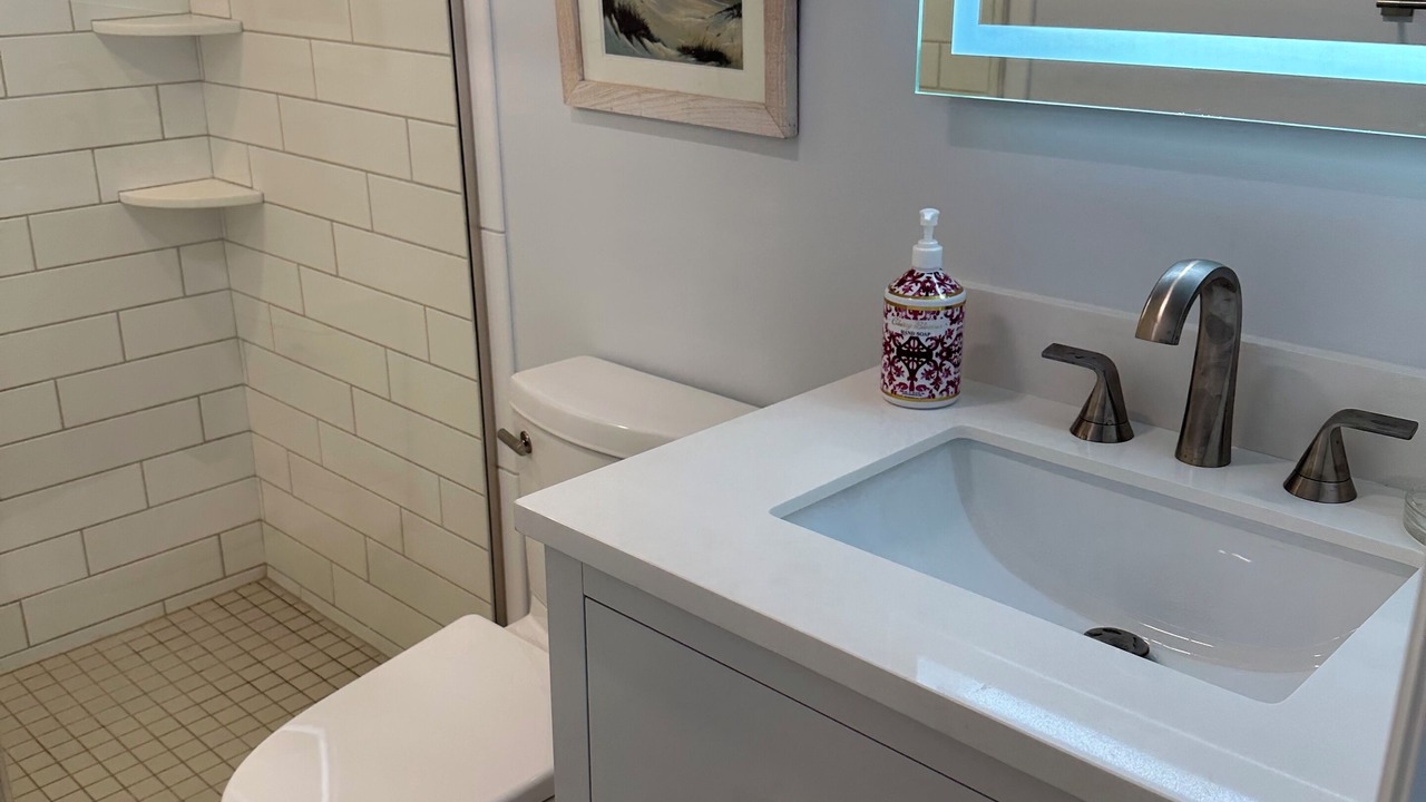 Photo of Bathroom in Shell Island