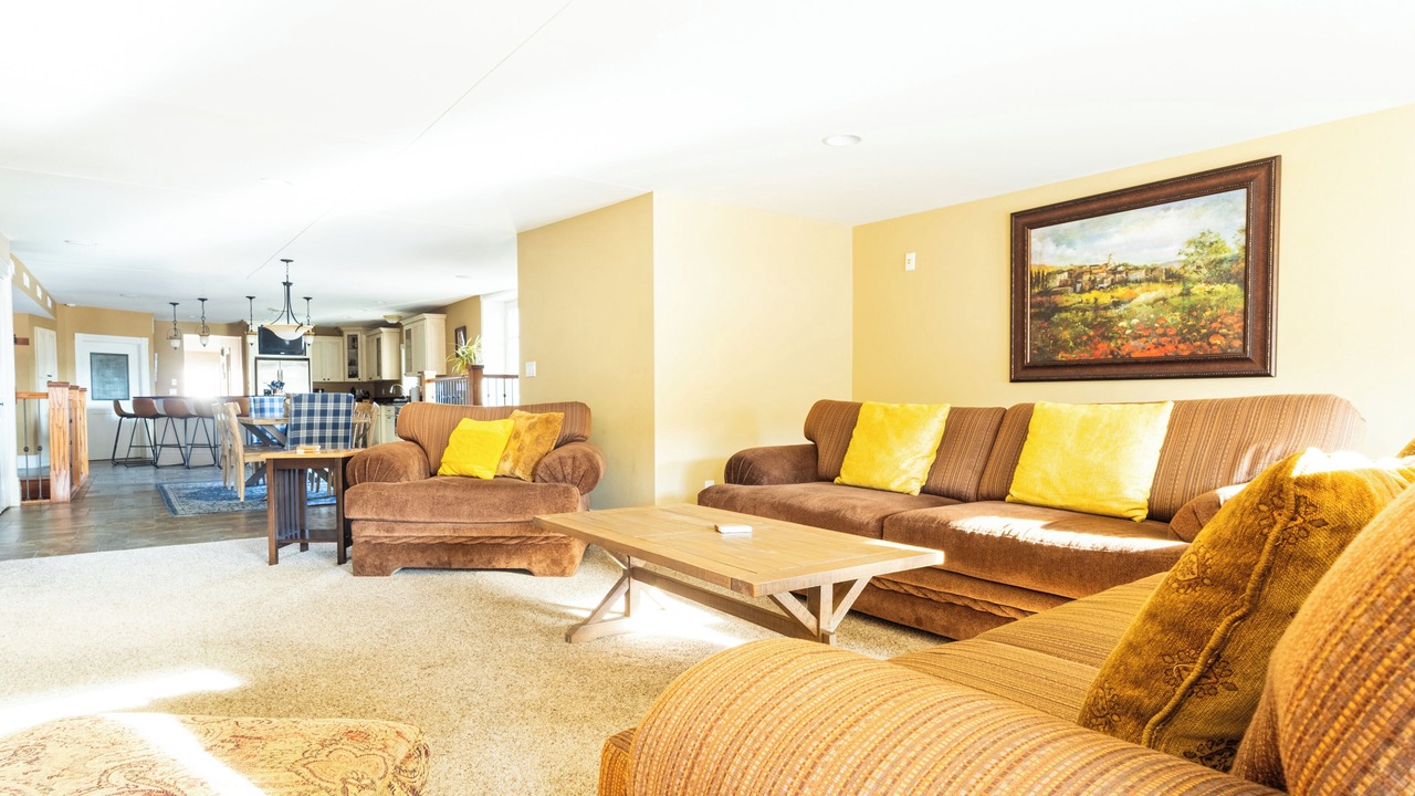 Photo of Livingroom in Dubuque