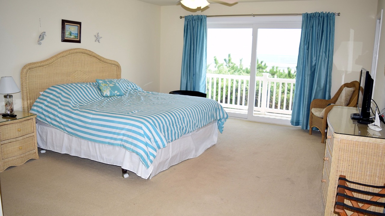 Photo of Bedroom in Townsend's Inlet