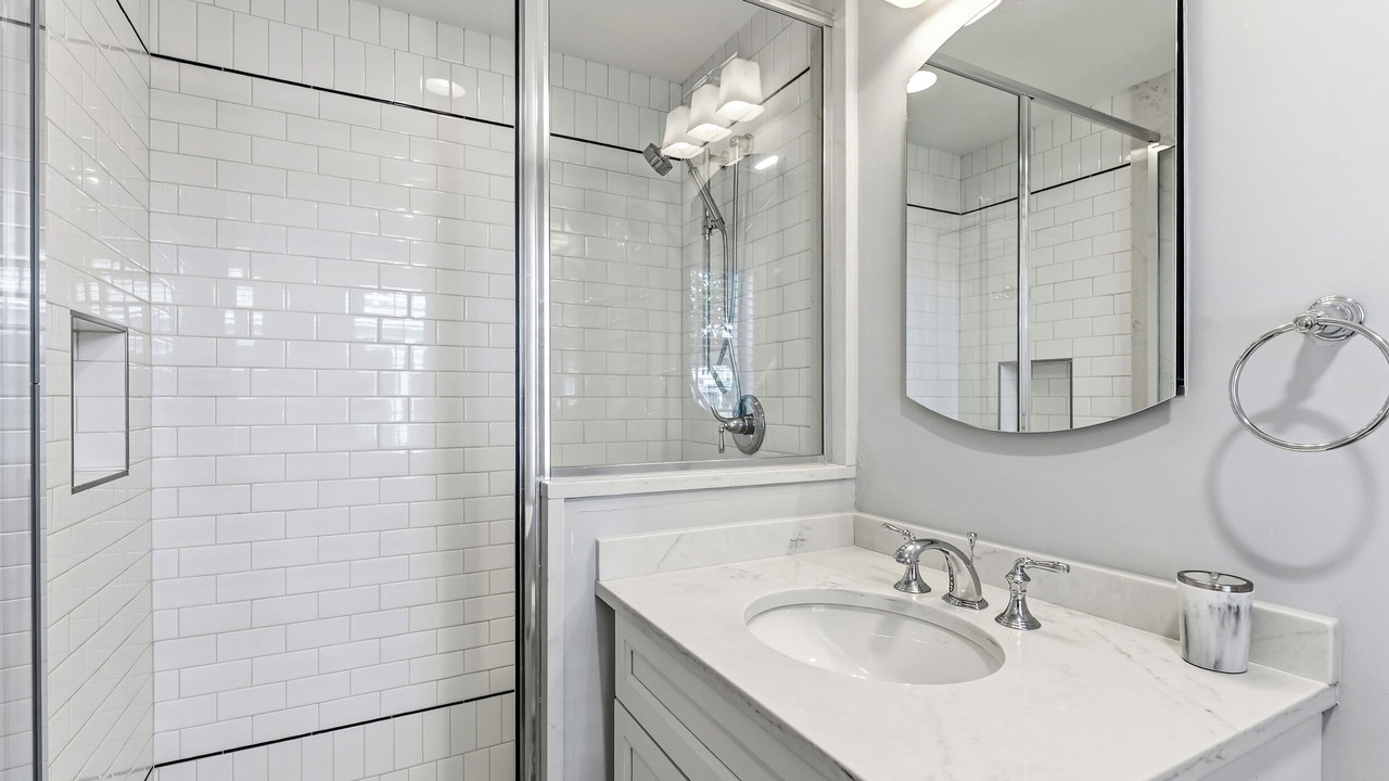 Photo of Bathroom in Stone Harbor