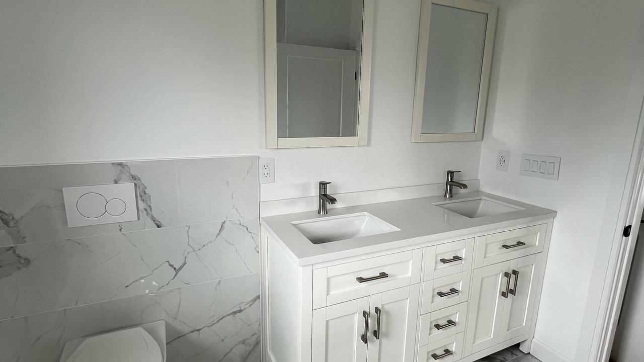 Photo of Bathroom in Harvey Cedars