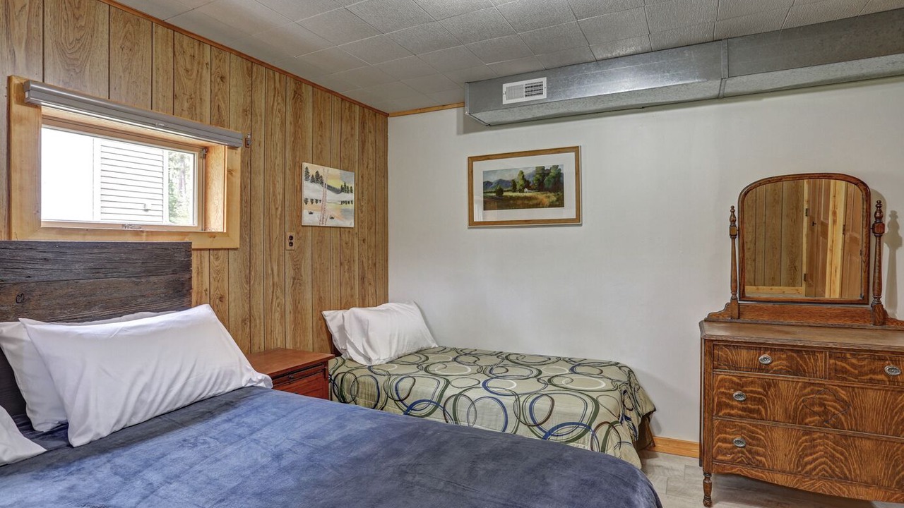 Photo of Bedroom in Sturgis
