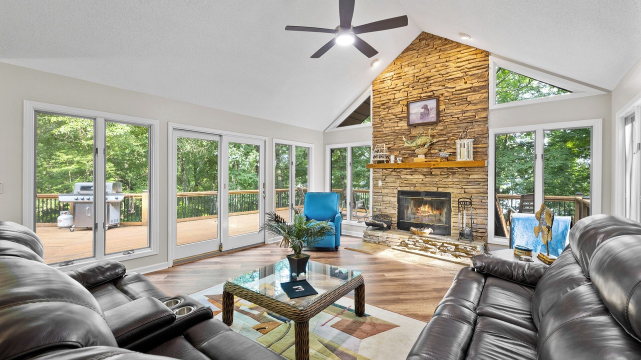 Photo of Livingroom in Wedowee