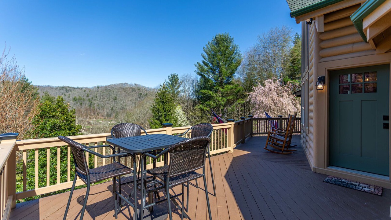 Photo of Outdoor in Sugar Grove
