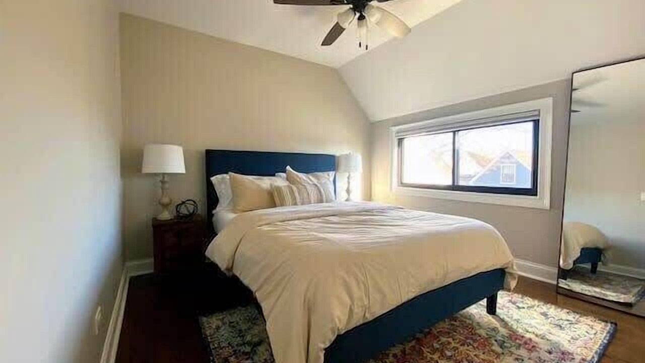 Photo of Bedroom in West Lakeview