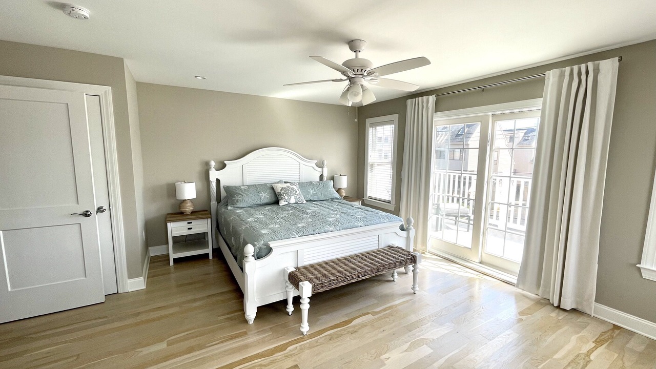 Photo of Bedroom in Seaside Heights