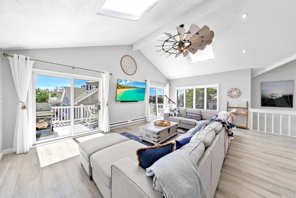 Photo of Livingroom in Peahala Park