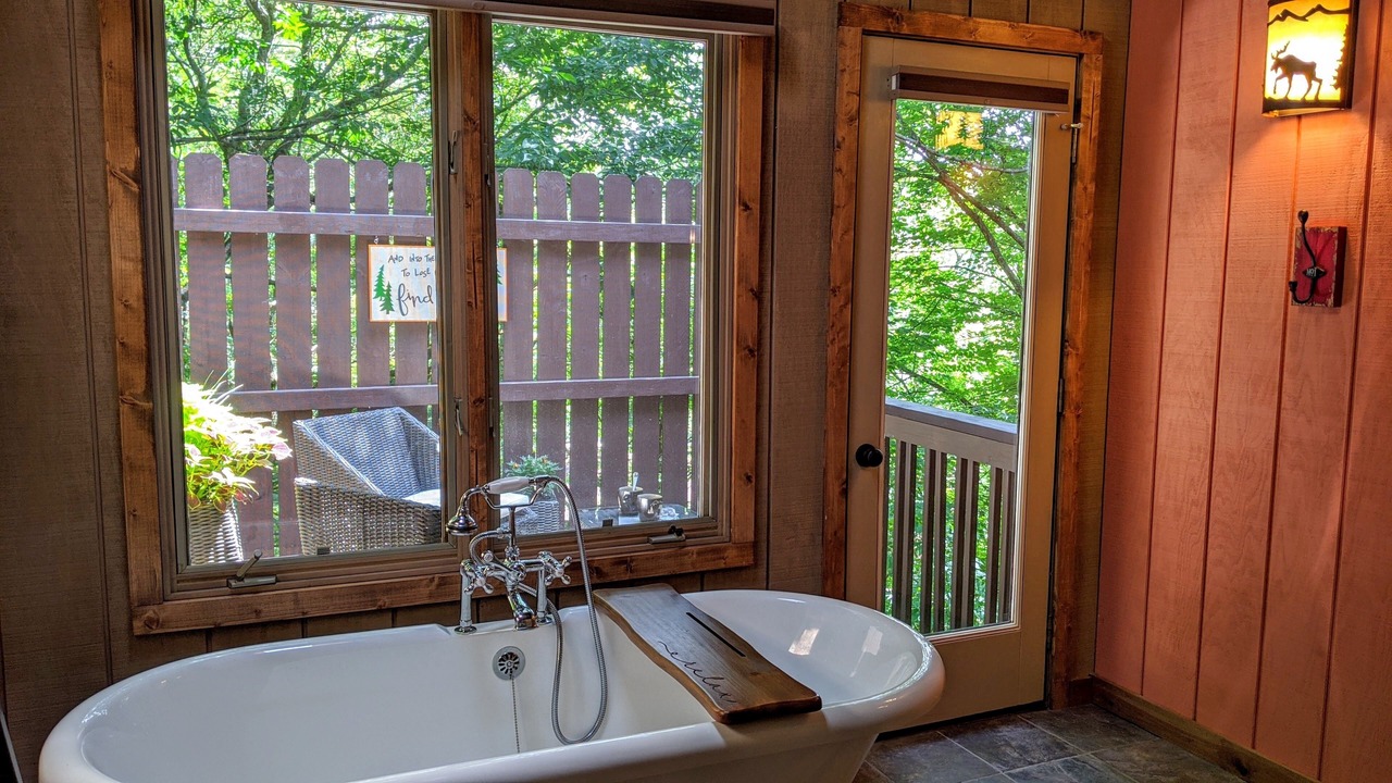 Photo of Bathroom in Seven Devils