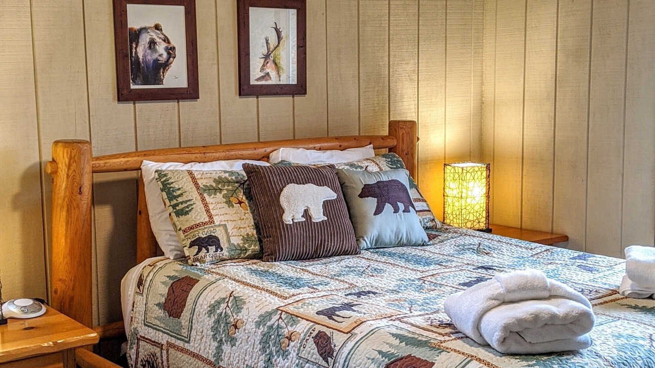 Photo of Bedroom in Seven Devils