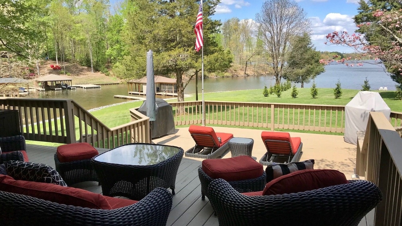 Photo of Patio Balcony in Bumpass