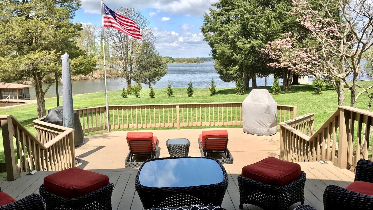 Photo of Patio Balcony in Bumpass