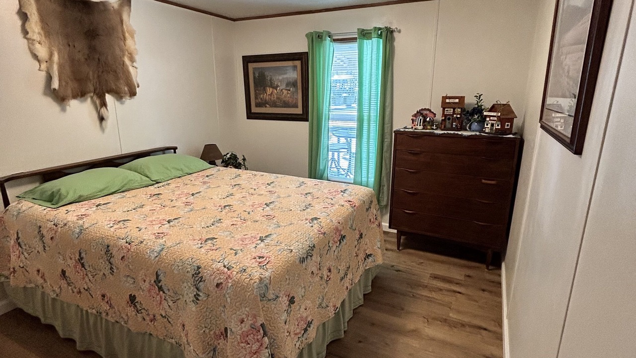 Photo of Bedroom in Stoutsville