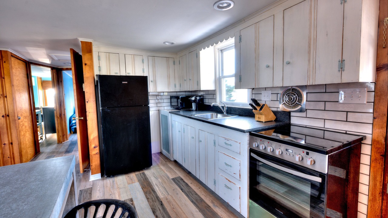Photo of Kitchen in Surf City