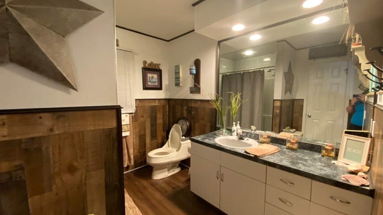 Photo of Bathroom in Lanoka Harbor