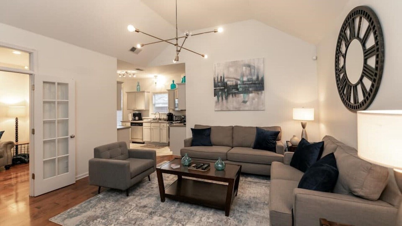 Photo of Livingroom in Memphis