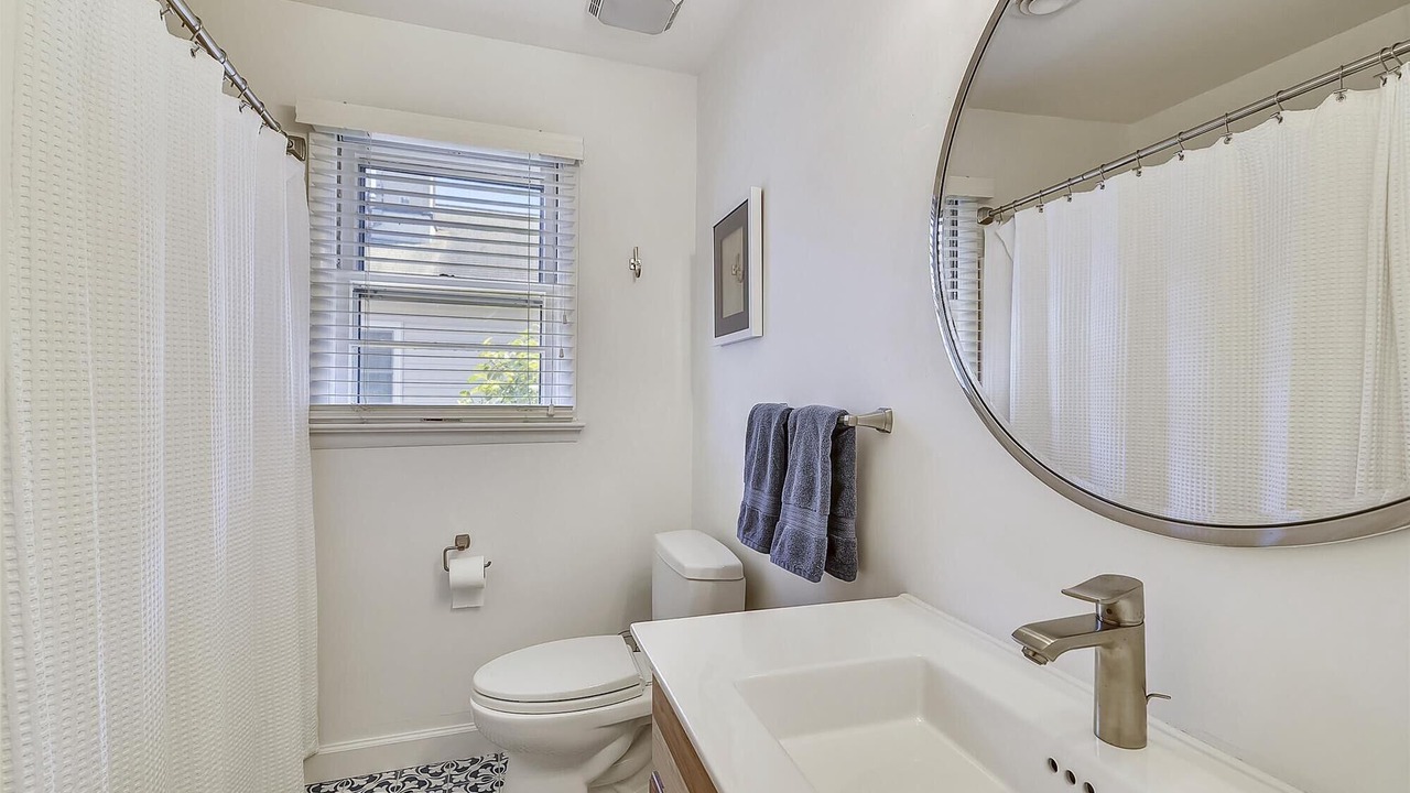 Photo of Bathroom in Country Club Estates