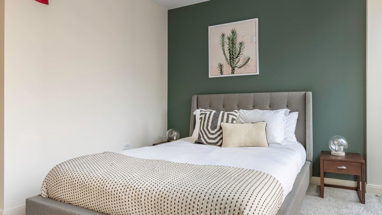 Photo of Bedroom in Downtown Chicago