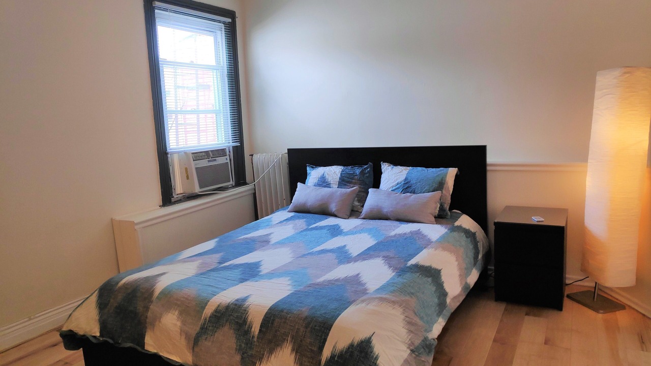 Photo of Bedroom in Bolton Hill