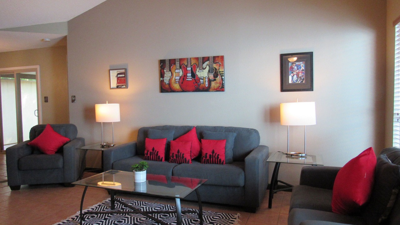 Photo of Livingroom in Pflugerville