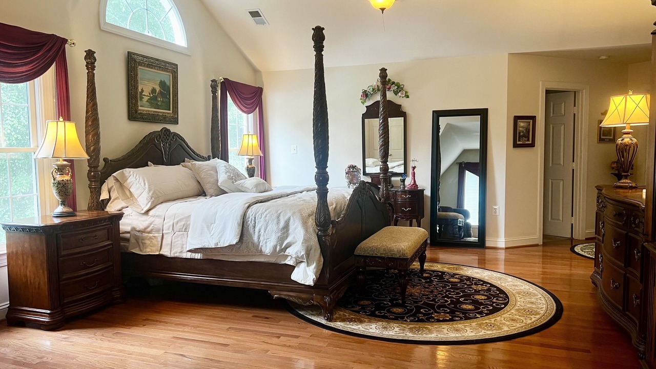 Photo of Bedroom in Leesburg