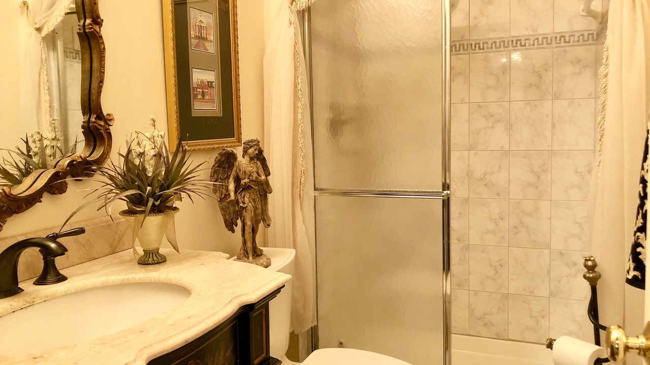 Photo of Bathroom in Leesburg