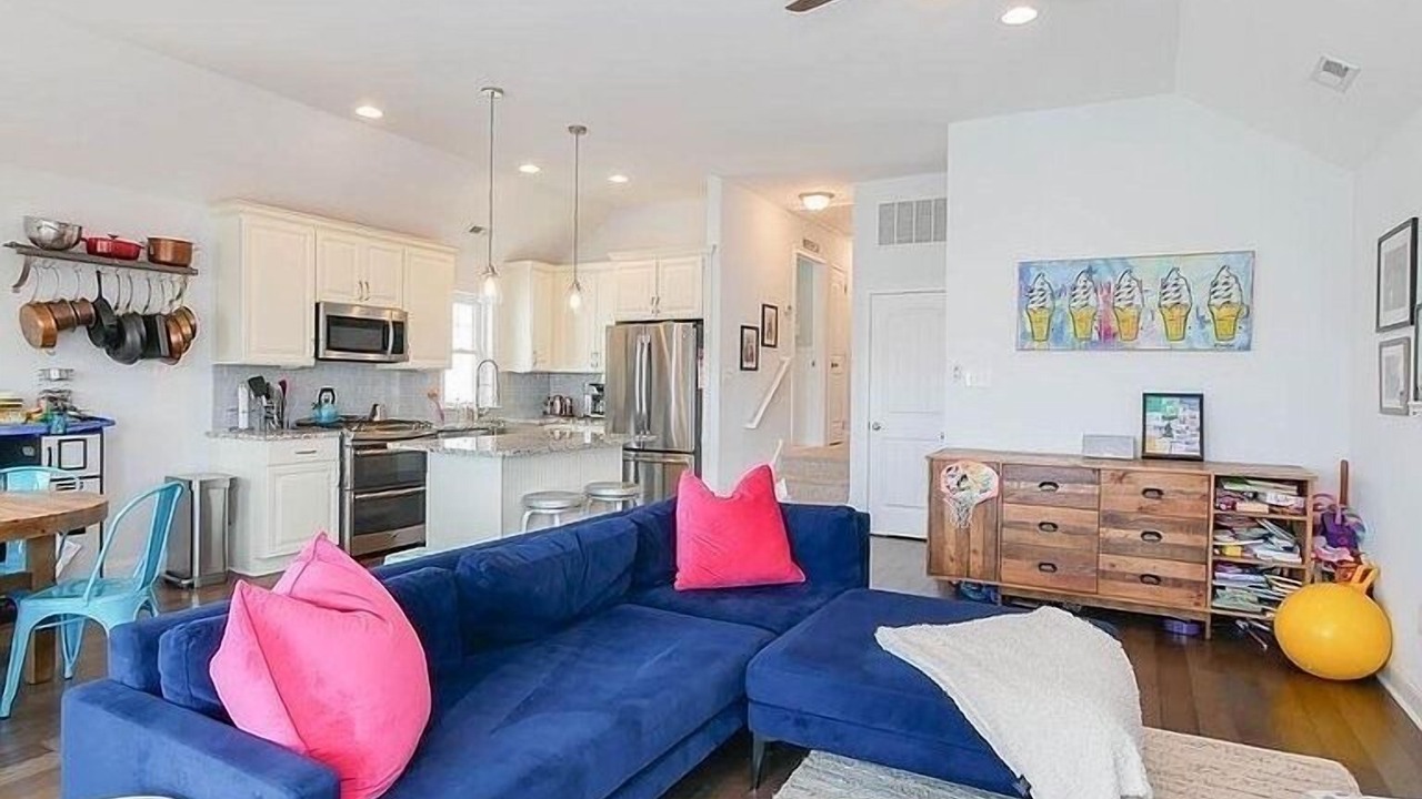 Photo of Livingroom in North End