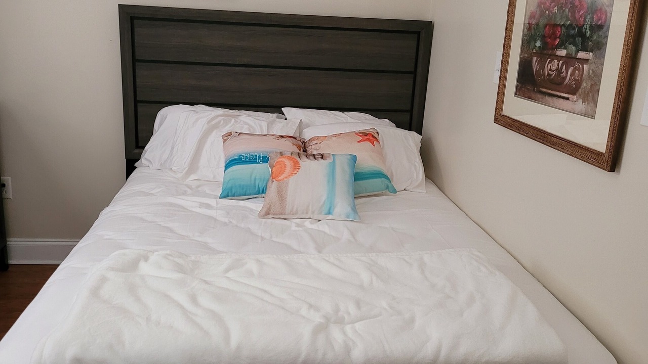 Photo of Bedroom in Pasadena