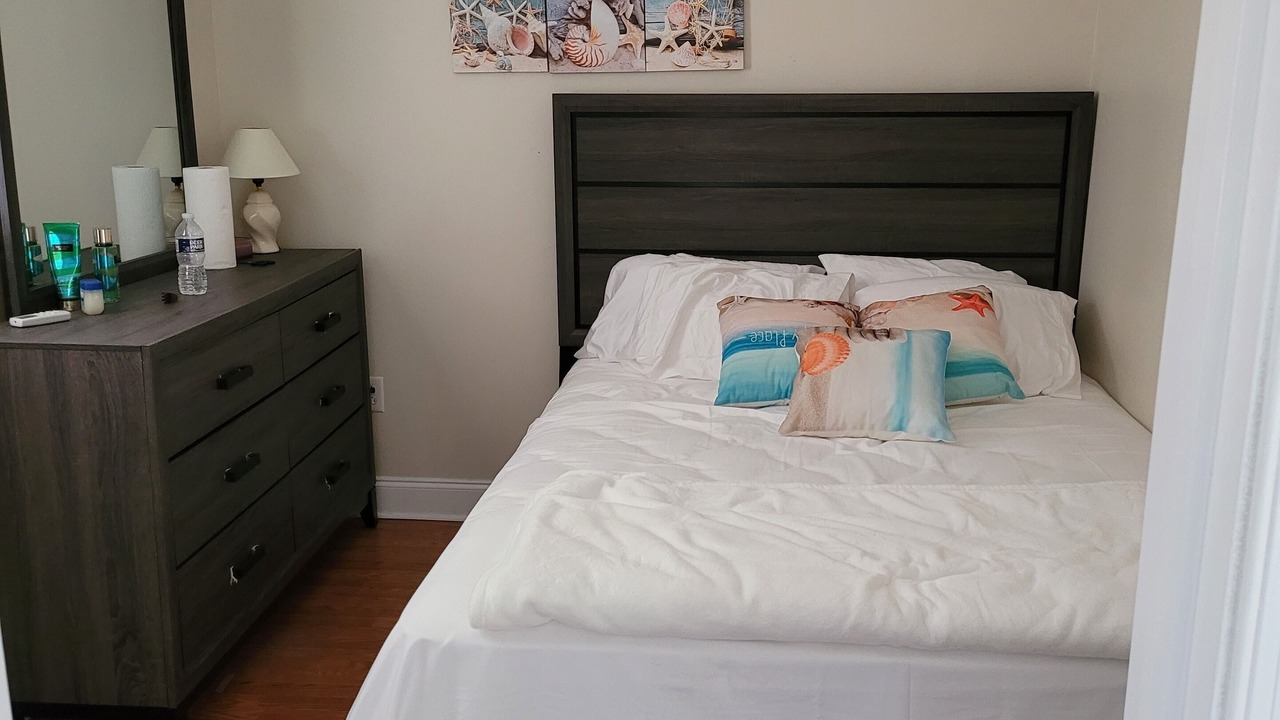 Photo of Bedroom in Pasadena