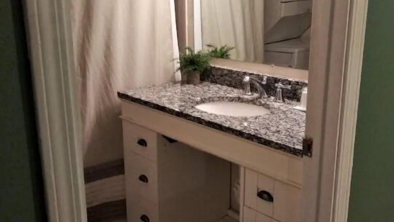 Photo of Bathroom in Pierre