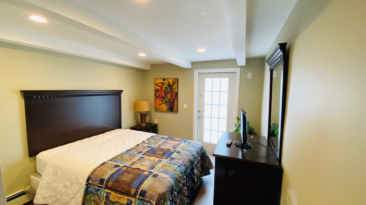 Photo of Bedroom in Seaside Heights