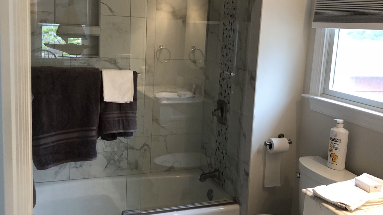 Photo of Bathroom in Osbornsville