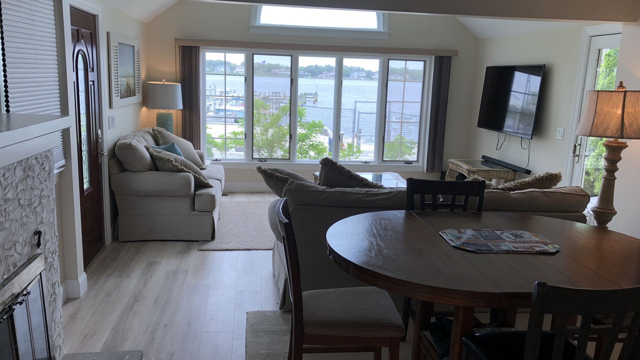 Photo of Livingroom in Osbornsville