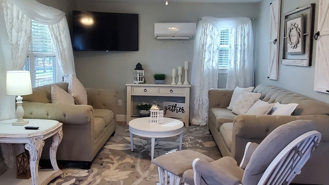 Photo of Livingroom in Tunnel Hill